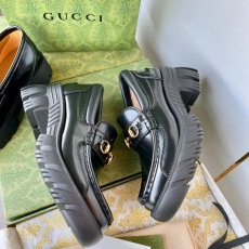 Gucci Leather Shoes